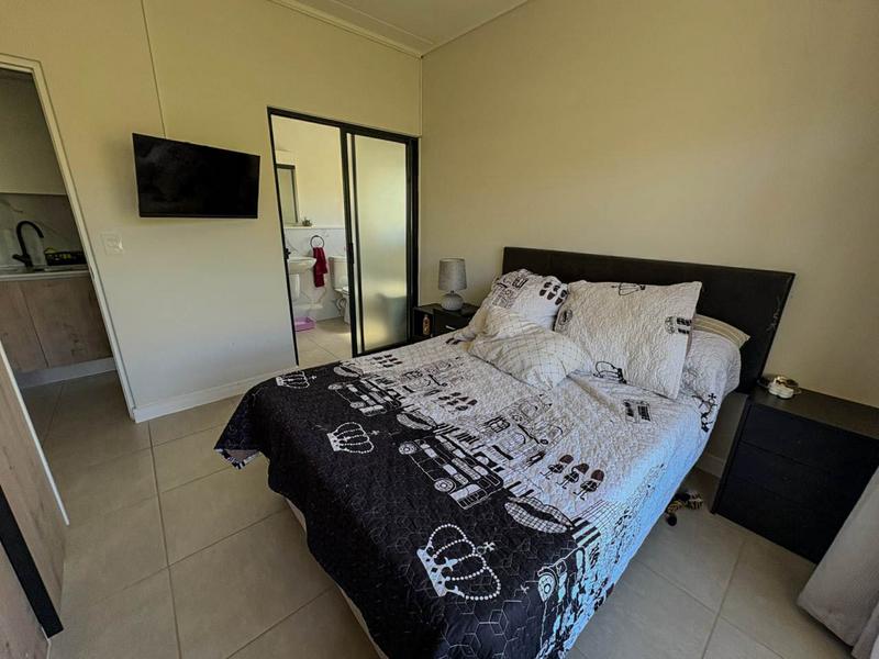 To Let 1 Bedroom Property for Rent in Richwood Western Cape